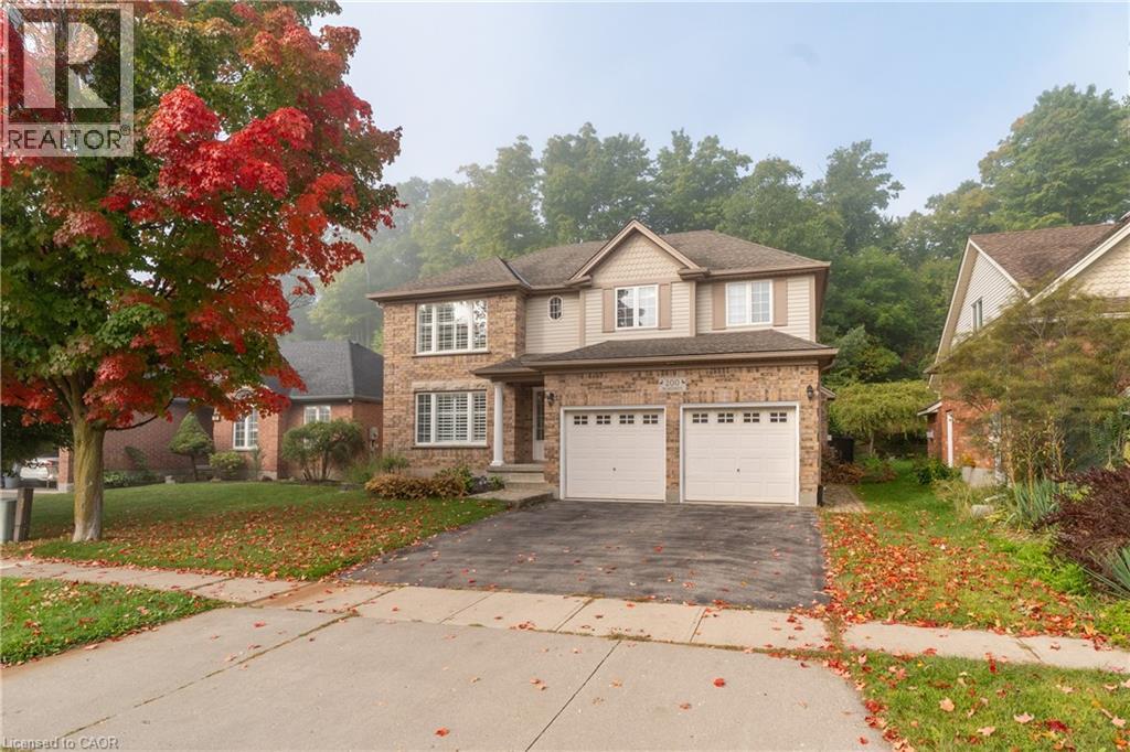 200 Mcmeeken Drive, Cambridge, Ontario  N3C 4H2 - Photo 2 - 40777886