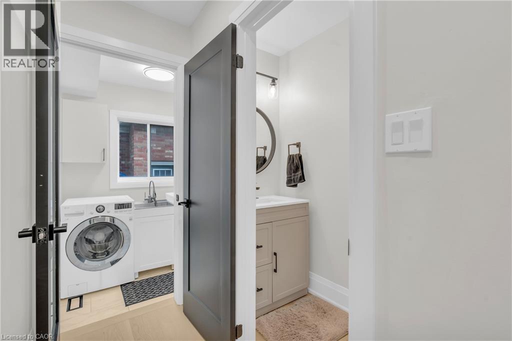 200 Mcmeeken Drive, Cambridge, Ontario  N3C 4H2 - Photo 26 - 40777886