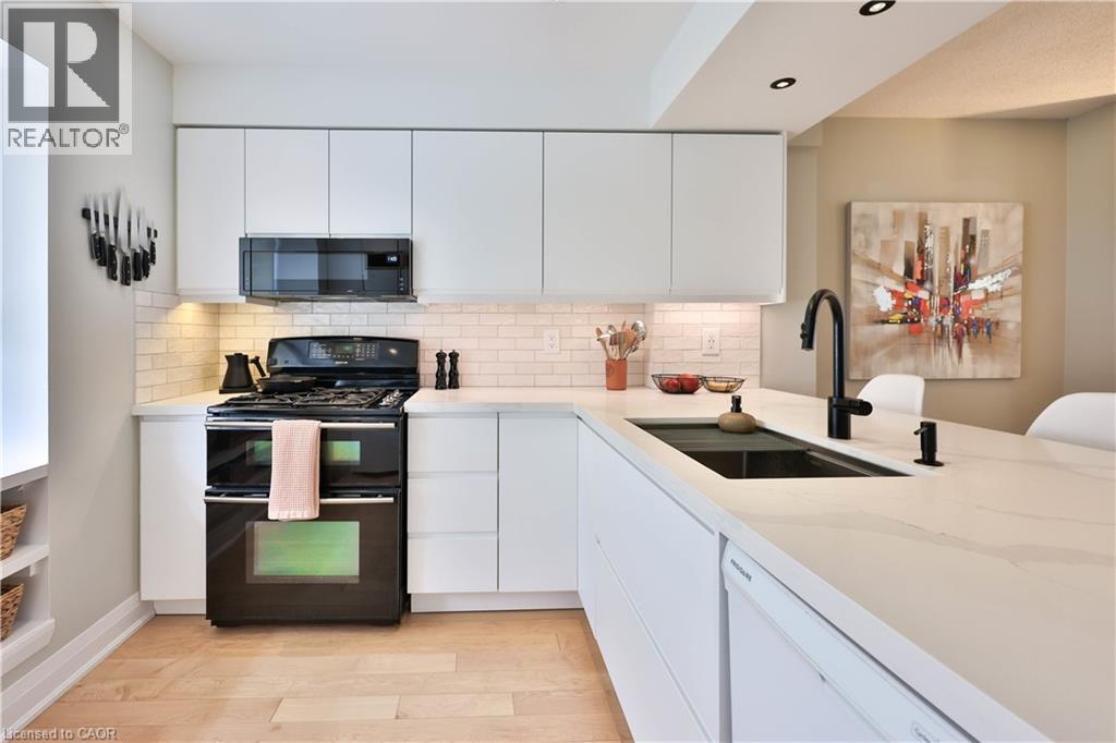 1055 Shawnmarr Road Unit# 83, Mississauga, Ontario  L5H 3V2 - Photo 10 - 40789251