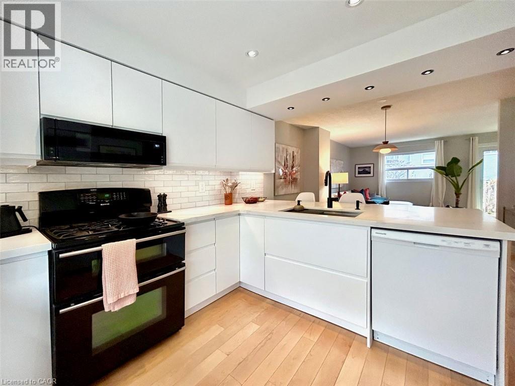 1055 Shawnmarr Road Unit# 83, Mississauga, Ontario  L5H 3V2 - Photo 12 - 40789251