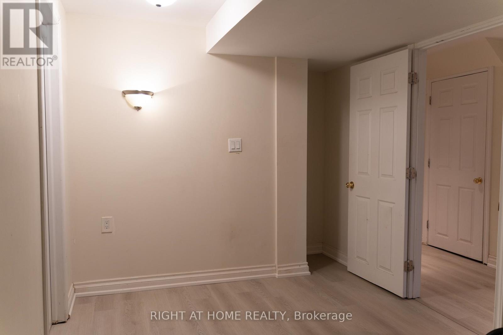 Lower - 9 Sylla Avenue, Toronto, Ontario  M1R 4W5 - Photo 7 - E12648092