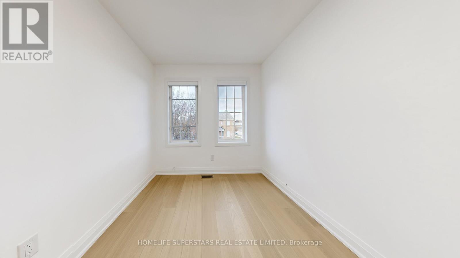 3 Playfair Road, Whitby, Ontario  L1N 9S8 - Photo 32 - E12648098