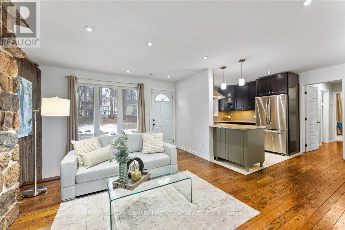 794 Jomar Avenue, Pickering, Ontario  L1V 2P9 - Photo 7 - E12648114