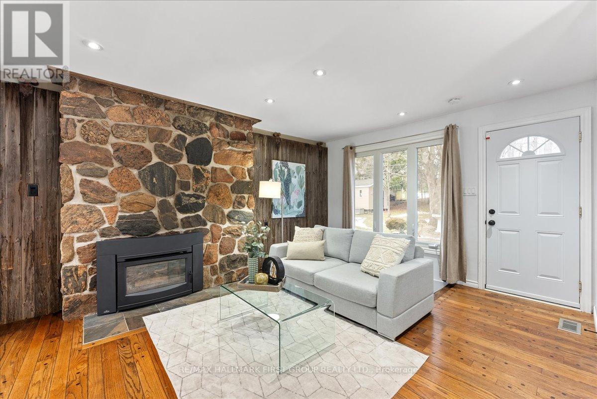 794 Jomar Avenue, Pickering, Ontario  L1V 2P9 - Photo 8 - E12648114