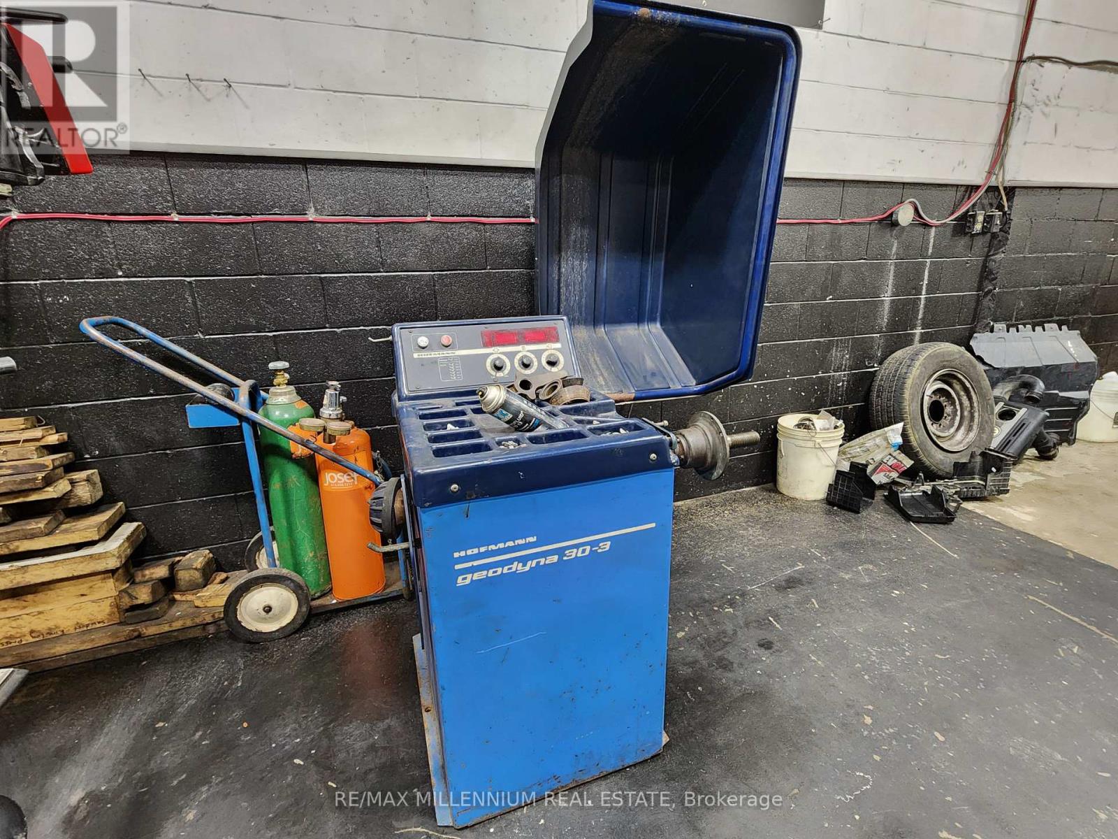 2 - 371 Bradwick Drive N, Vaughan, Ontario  L4K 2P4 - Photo 20 - N12648178