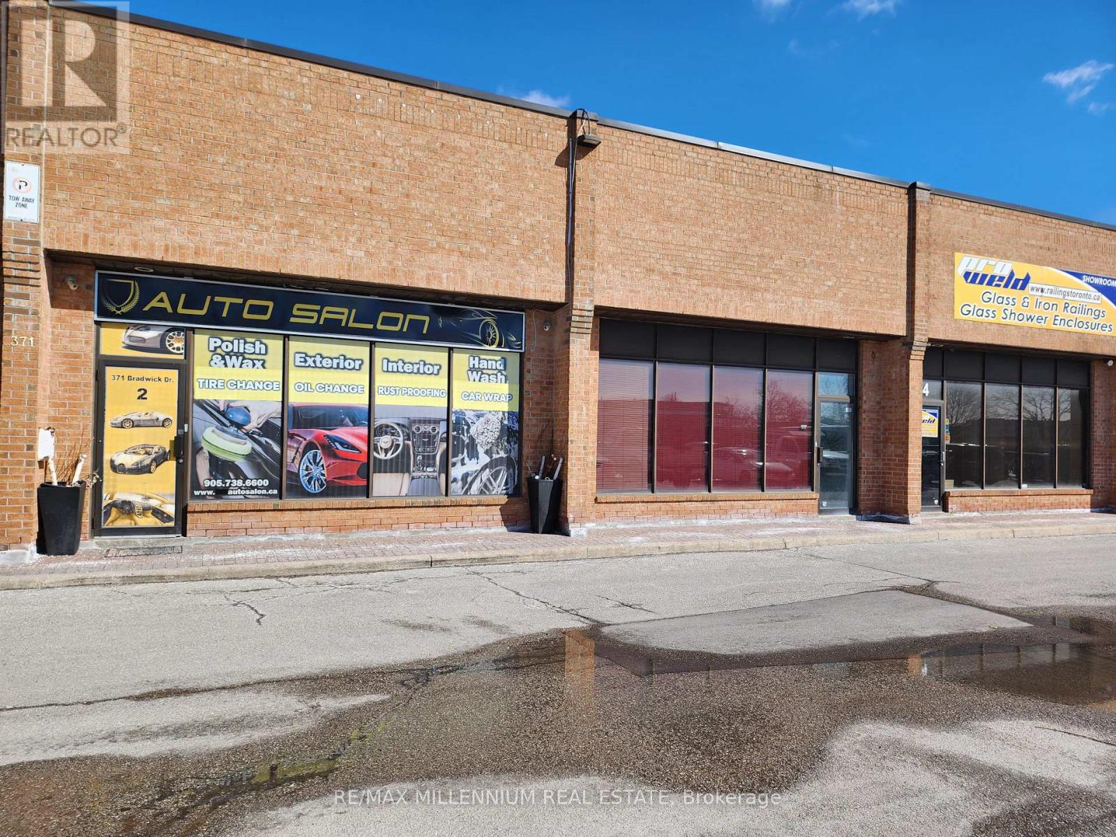2 - 371 Bradwick Drive N, Vaughan, Ontario  L4K 2P4 - Photo 3 - N12648178