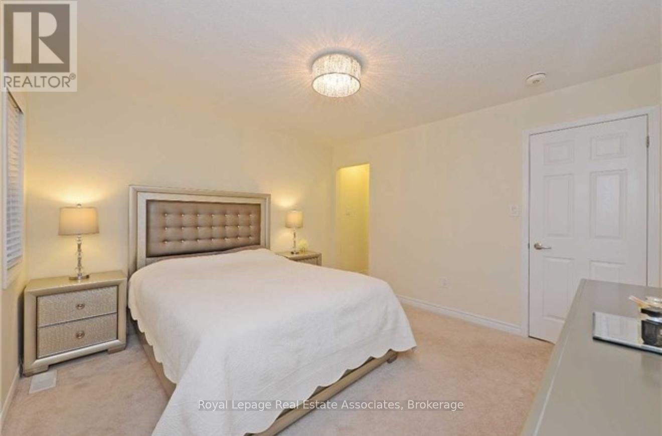 68 Stedford Crescent, Brampton, Ontario  L7A 4P5 - Photo 15 - W12648128