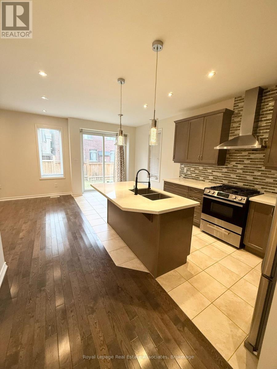 68 Stedford Crescent, Brampton, Ontario  L7A 4P5 - Photo 8 - W12648128