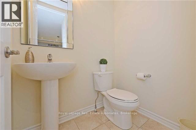 68 Stedford Crescent, Brampton, Ontario  L7A 4P5 - Photo 9 - W12648128