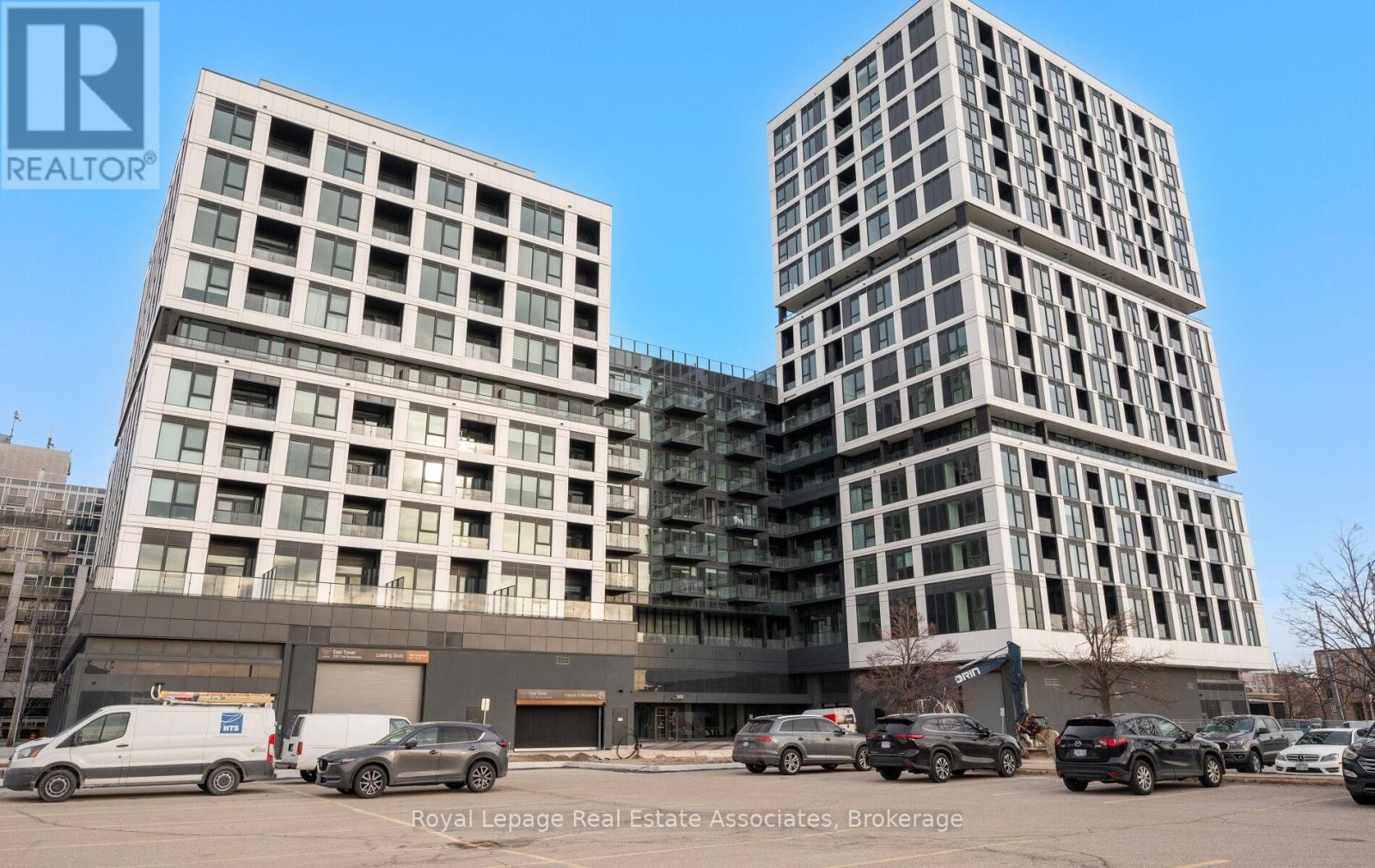 701 - 1007 THE QUEENSWAY, Toronto, Ontario