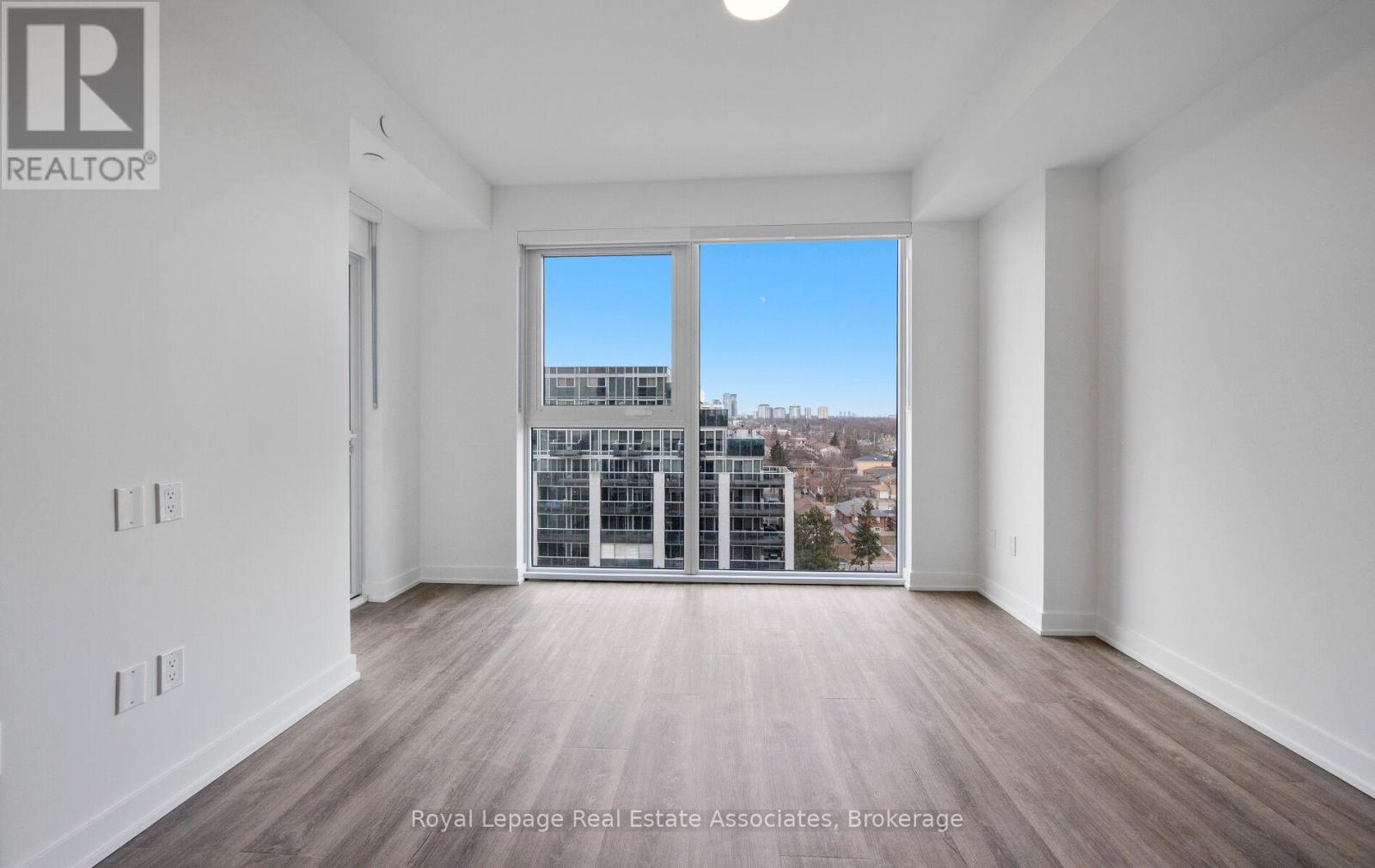 701 - 1007 The Queensway, Toronto, Ontario  M8Z 0H4 - Photo 12 - W12648132