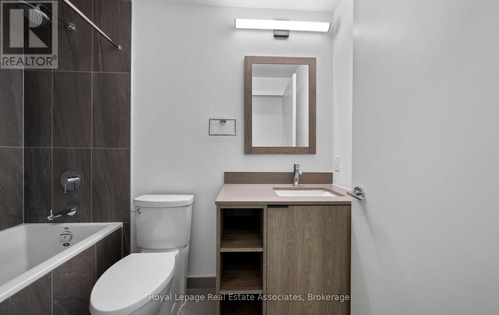 701 - 1007 The Queensway, Toronto, Ontario  M8Z 0H4 - Photo 16 - W12648132