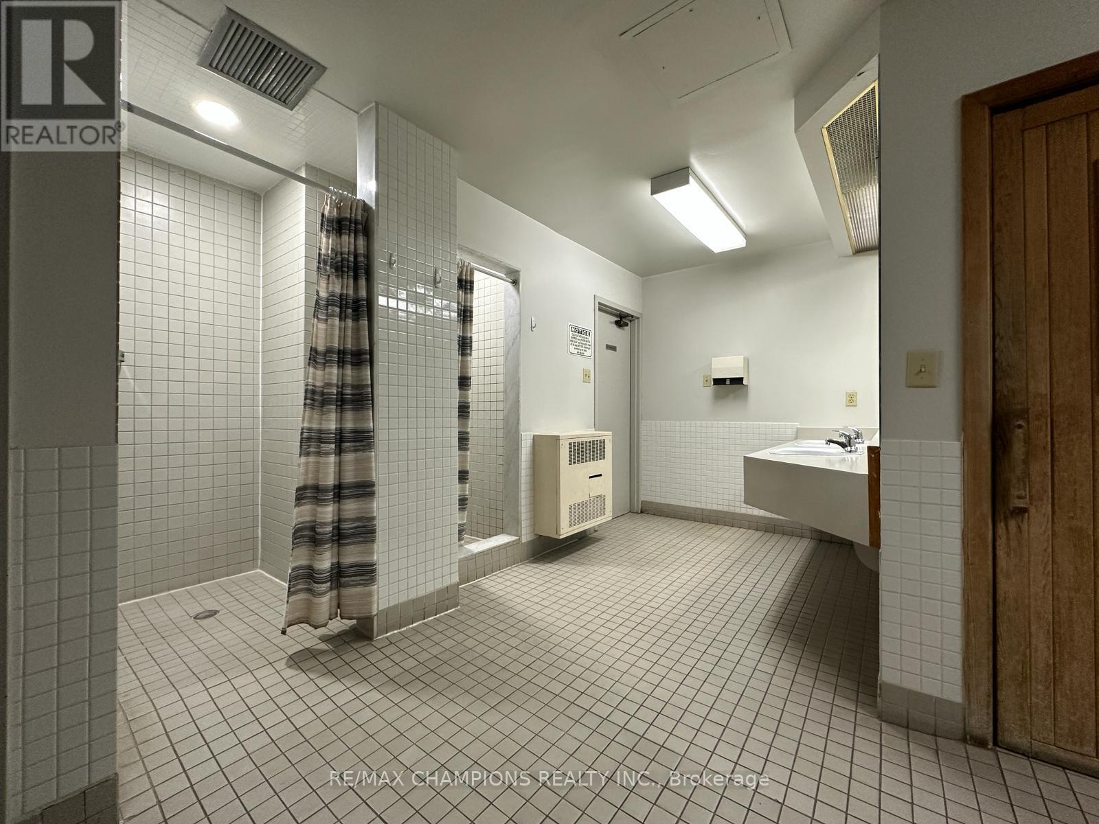 1406 - 26 Hanover Road, Brampton, Ontario  L6S 4T2 - Photo 31 - W12648154