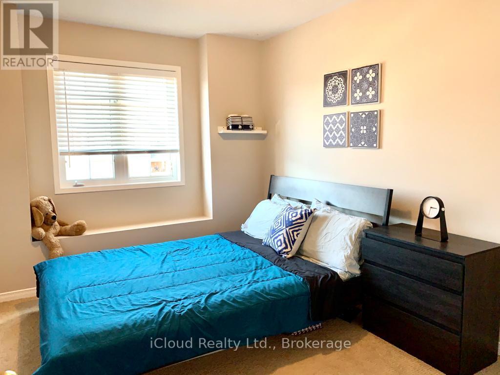 Main/2nd Flr - 3838 Manatee Way, Mississauga, Ontario  L5M 6Y1 - Photo 13 - W12648168