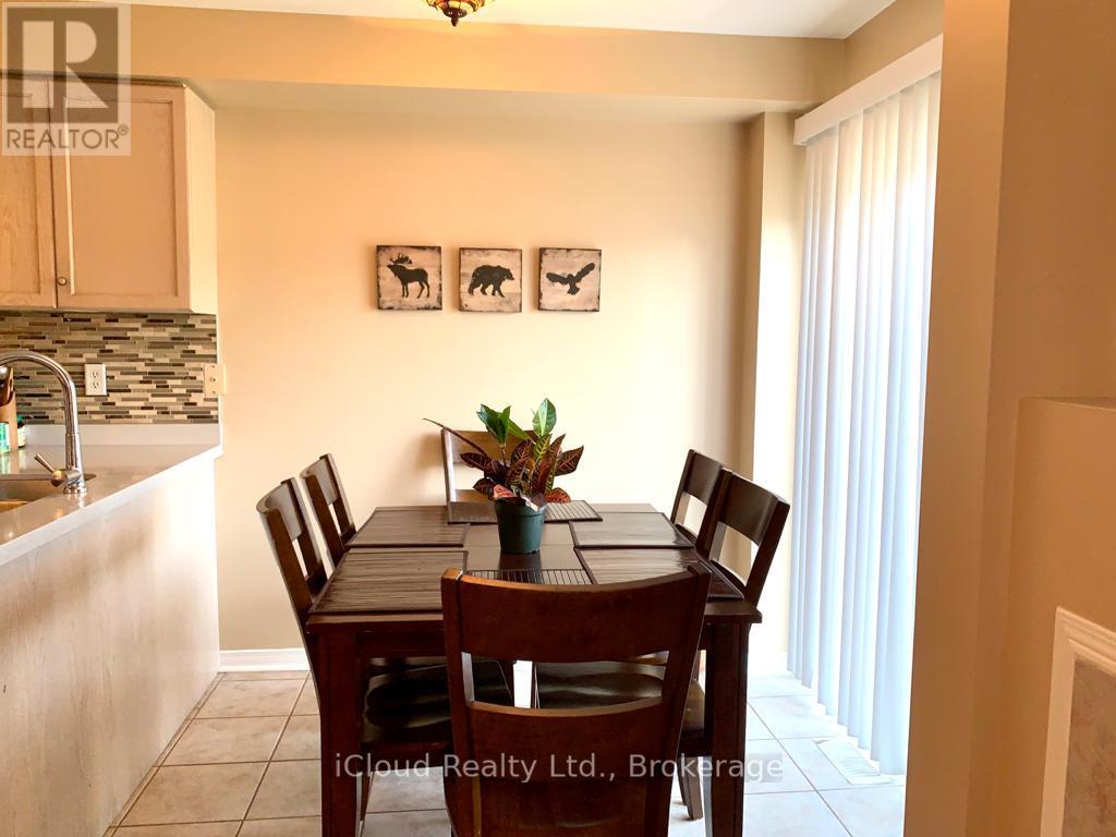 Main/2nd Flr - 3838 Manatee Way, Mississauga, Ontario  L5M 6Y1 - Photo 5 - W12648168