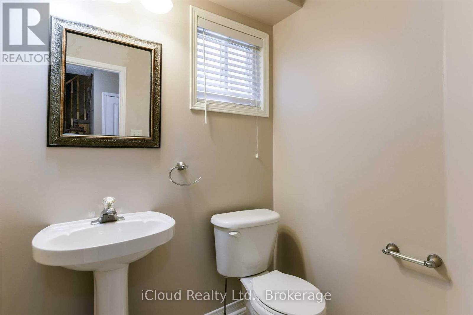 Main/2nd Flr - 3838 Manatee Way, Mississauga, Ontario  L5M 6Y1 - Photo 6 - W12648168