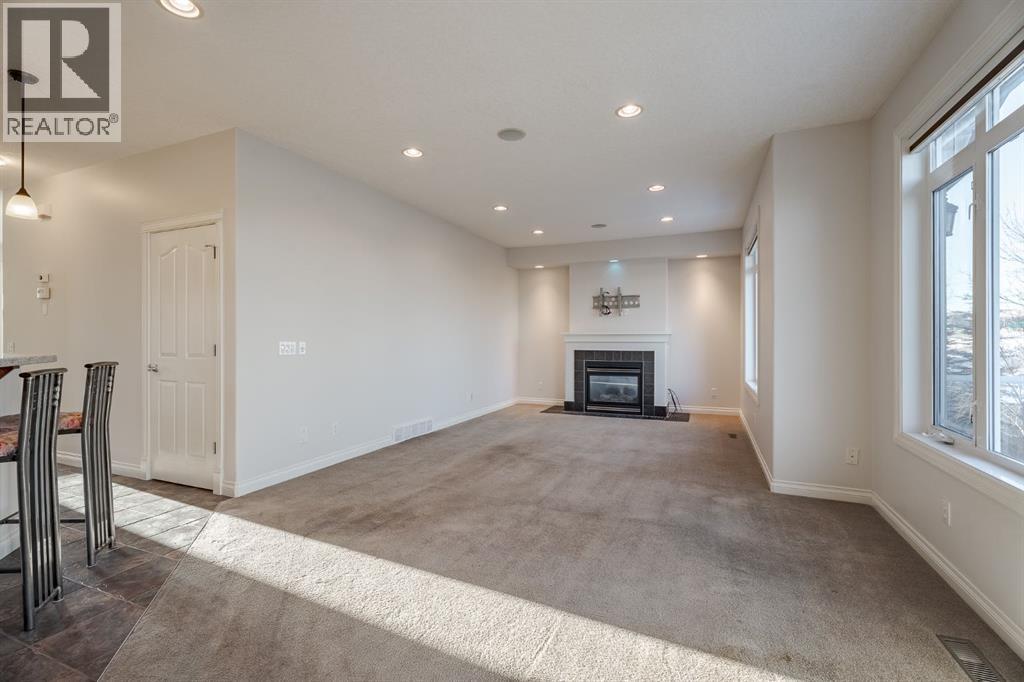 14 Discovery Woods Villas Sw, Calgary, Alberta  T3H 5A6 - Photo 19 - A2273726