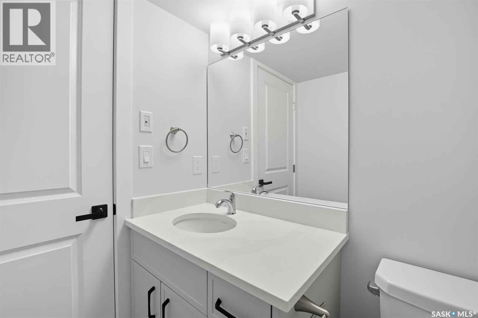 208 318 108th Street W, Saskatoon, Saskatchewan  S7N 1P8 - Photo 26 - SK025877