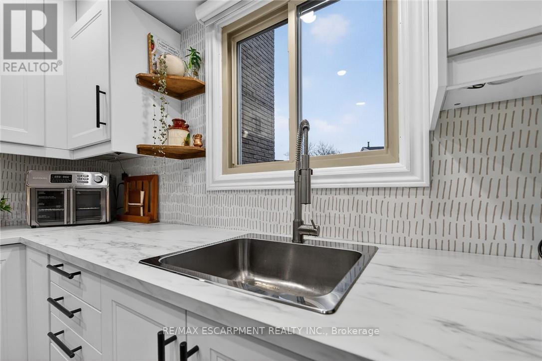 15 - 150 Gateshead Crescent, Hamilton, Ontario  L8G 4A7 - Photo 11 - X12648140