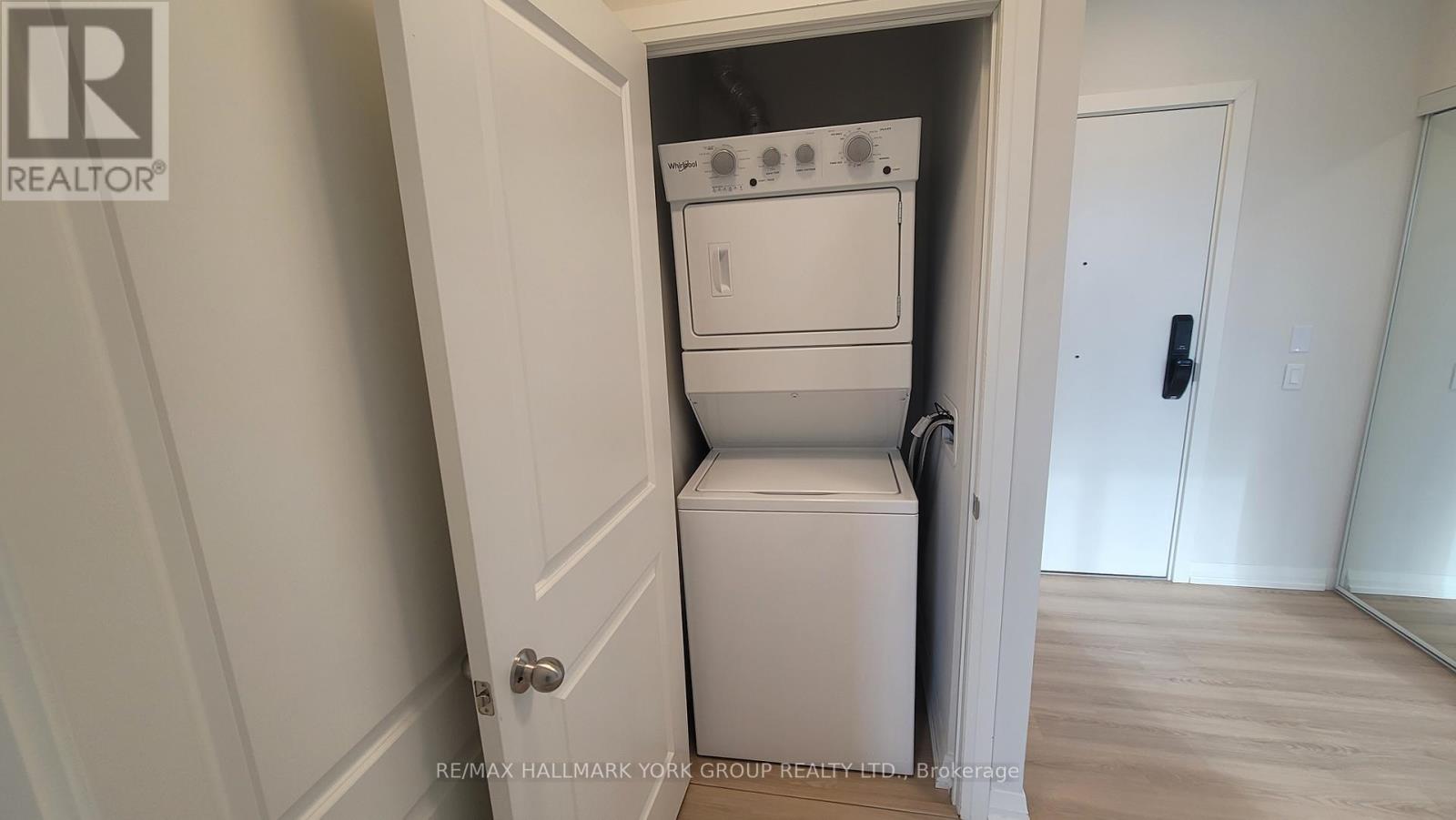 307 - 13042 Yonge Street, Richmond Hill, Ontario  L4E 1N6 - Photo 4 - N12646258