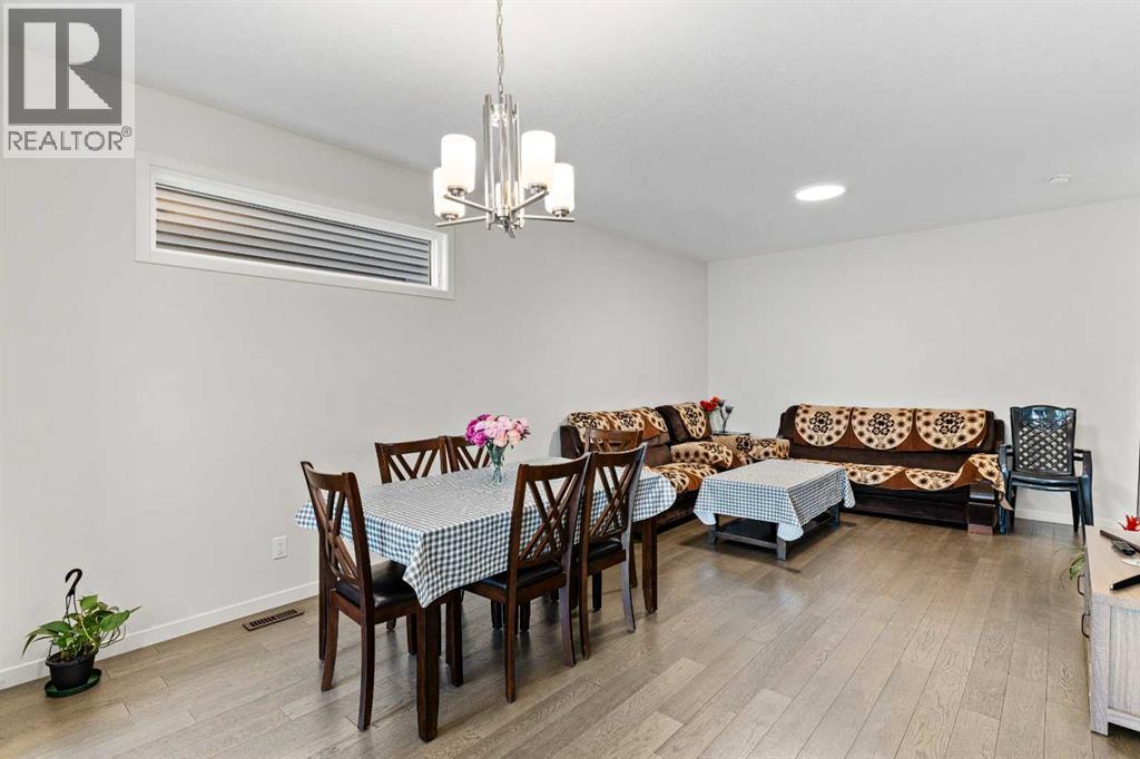 133 Chelsea Glen, Chestermere, Alberta  T1X 2P4 - Photo 11 - A2276023