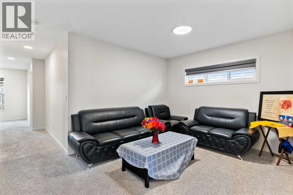 133 Chelsea Glen, Chestermere, Alberta  T1X 2P4 - Photo 20 - A2276023