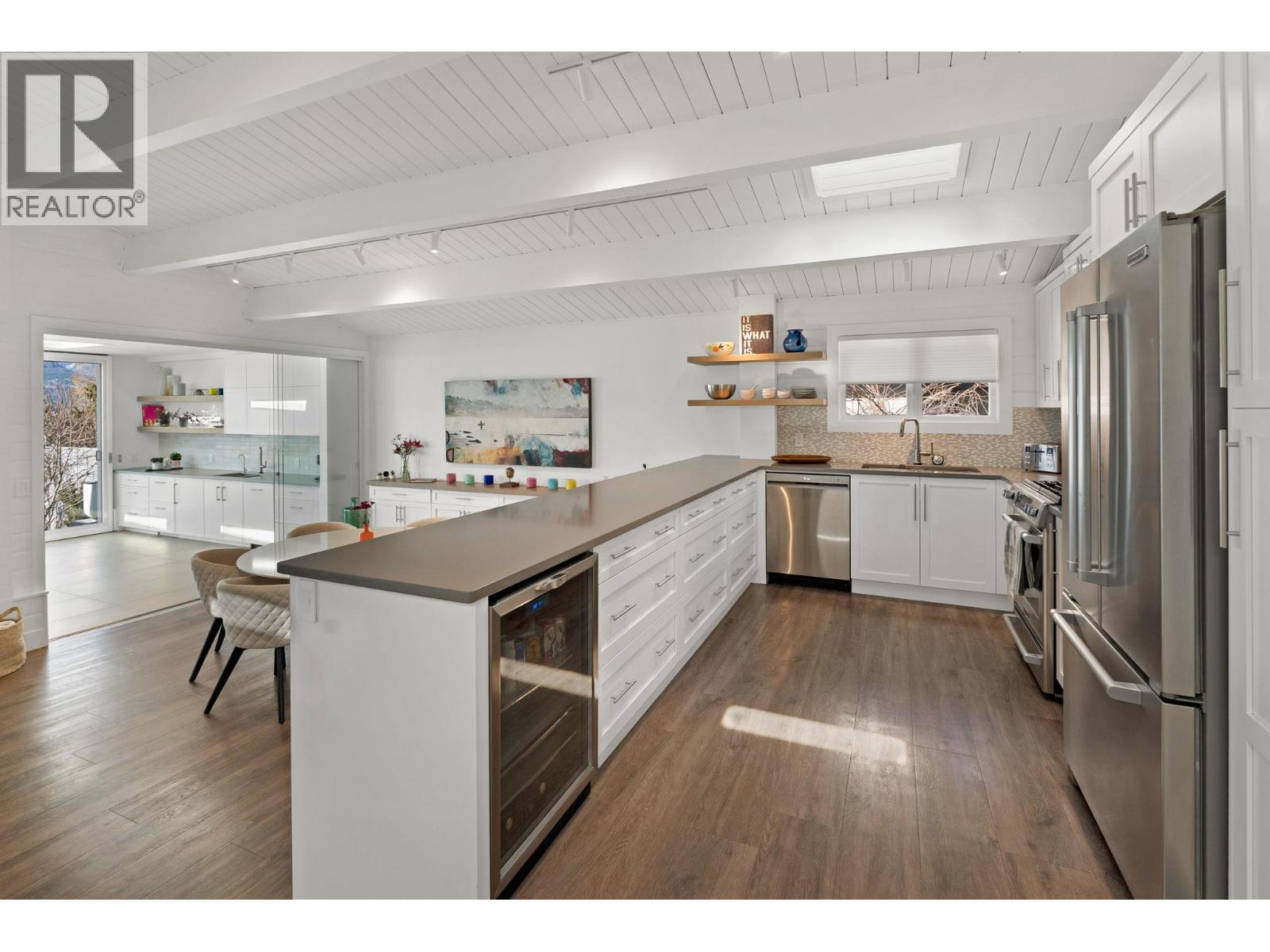 4110 Lakeshore Road, Kelowna, British Columbia  V1W 1V6 - Photo 27 - 10371320