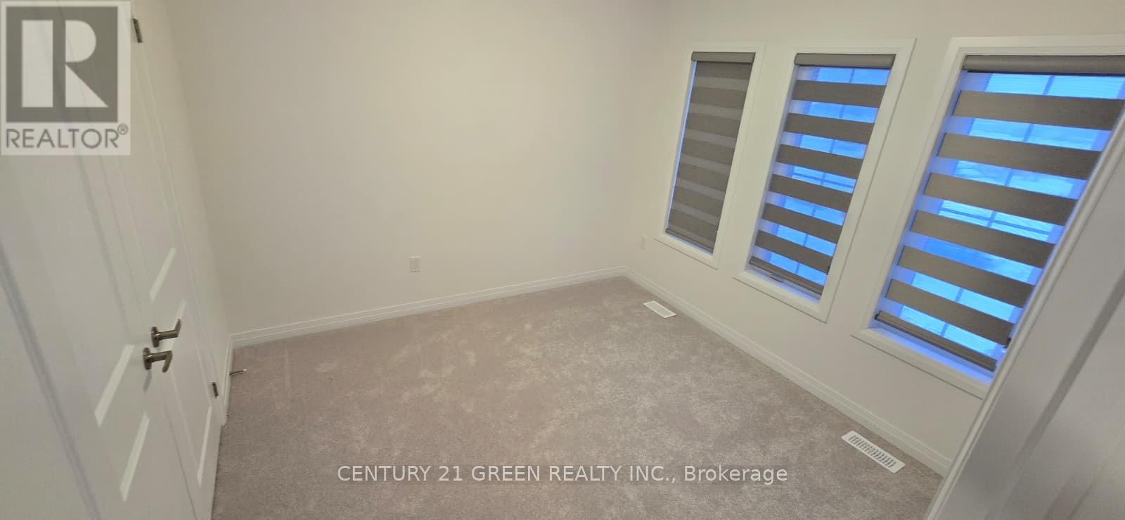 925 Douro Street, Stratford, Ontario  N5A 0M2 - Photo 12 - X12645372