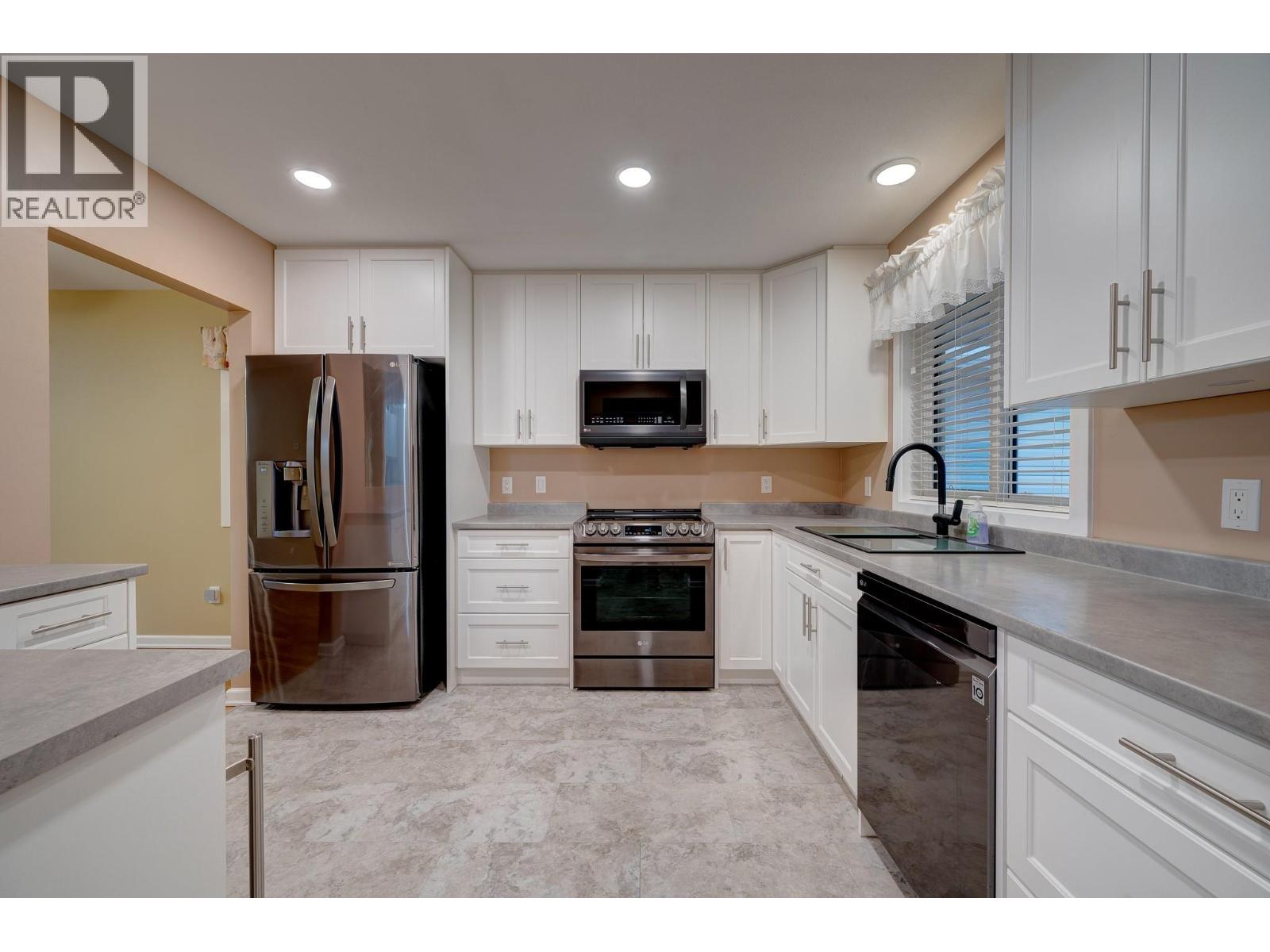 1195 14th Street Unit# 18, Kamloops, British Columbia  V2B 8L1 - Photo 6 - 10370634