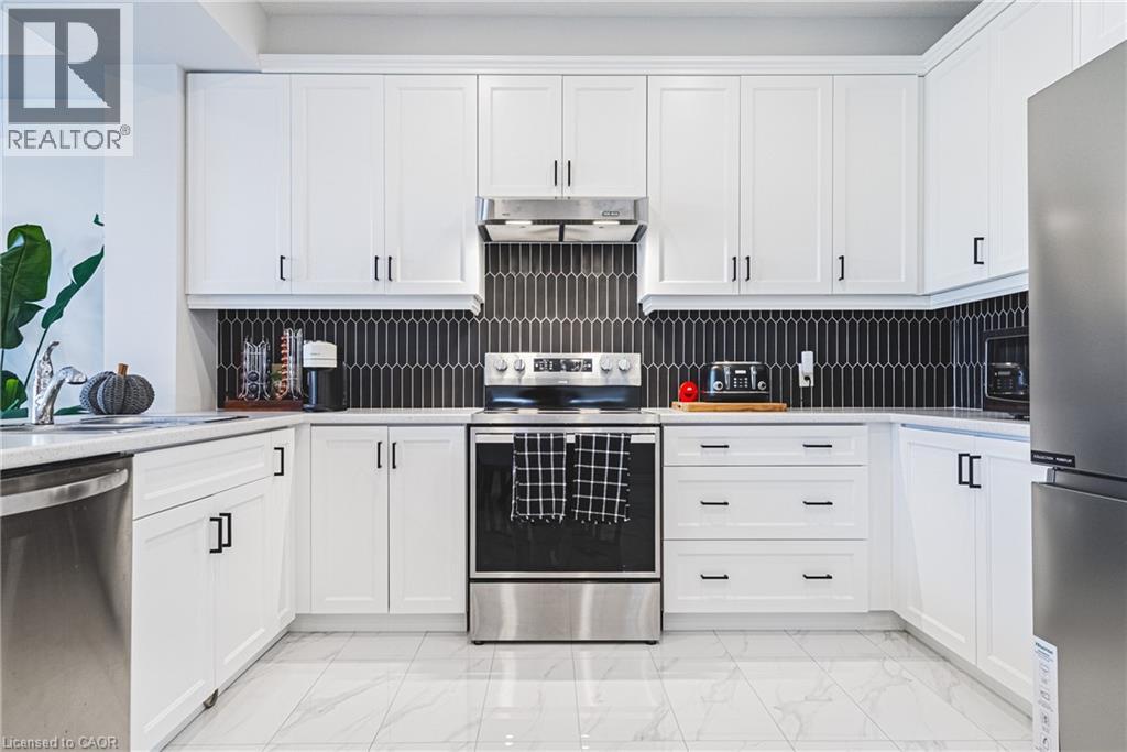 21 Zoe Lane, Binbrook, Ontario  L0R 1C0 - Photo 8 - 40794954