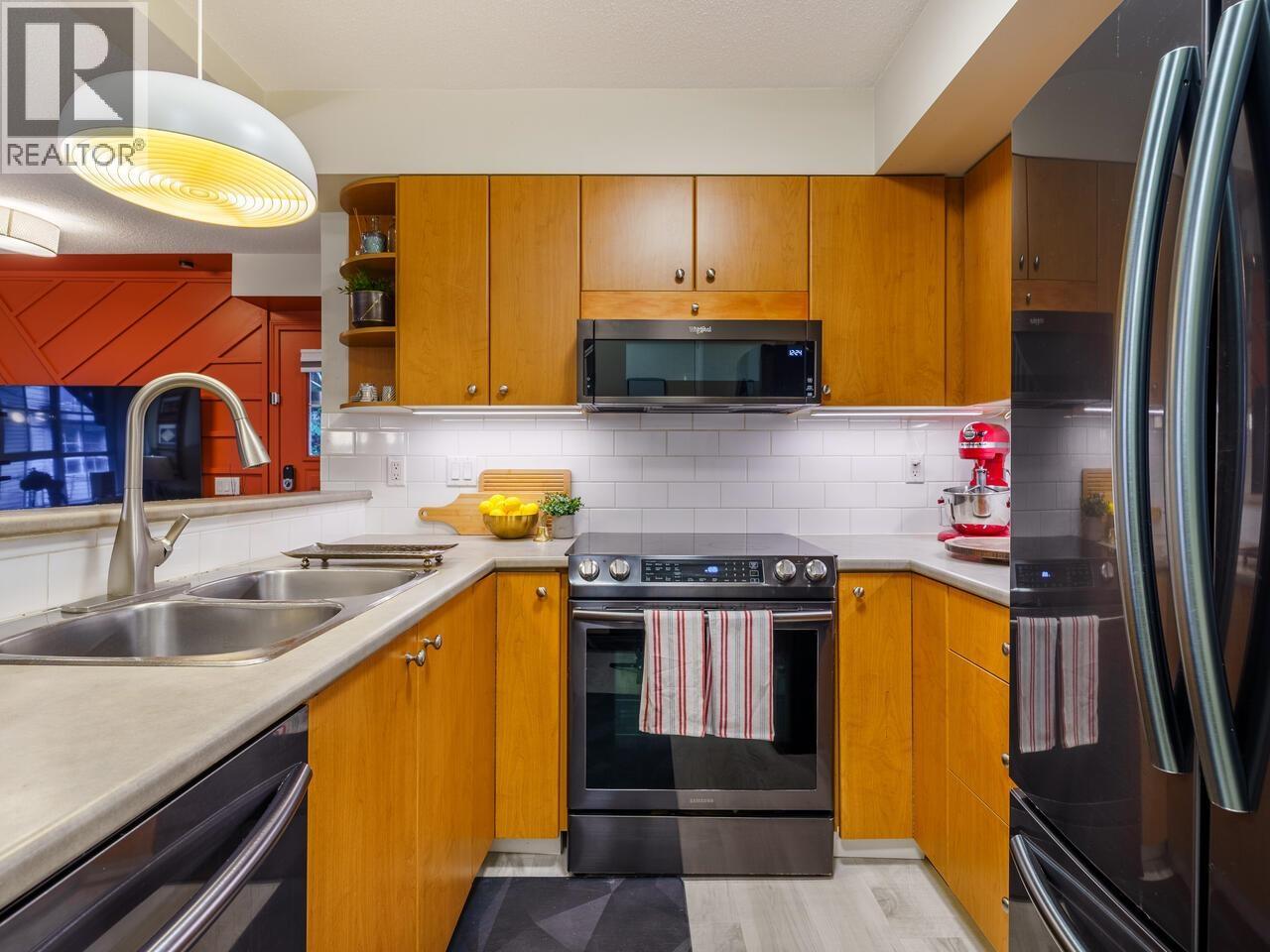 14 7503 18th Street, Burnaby, British Columbia  V3N 5E8 - Photo 10 - R3074820