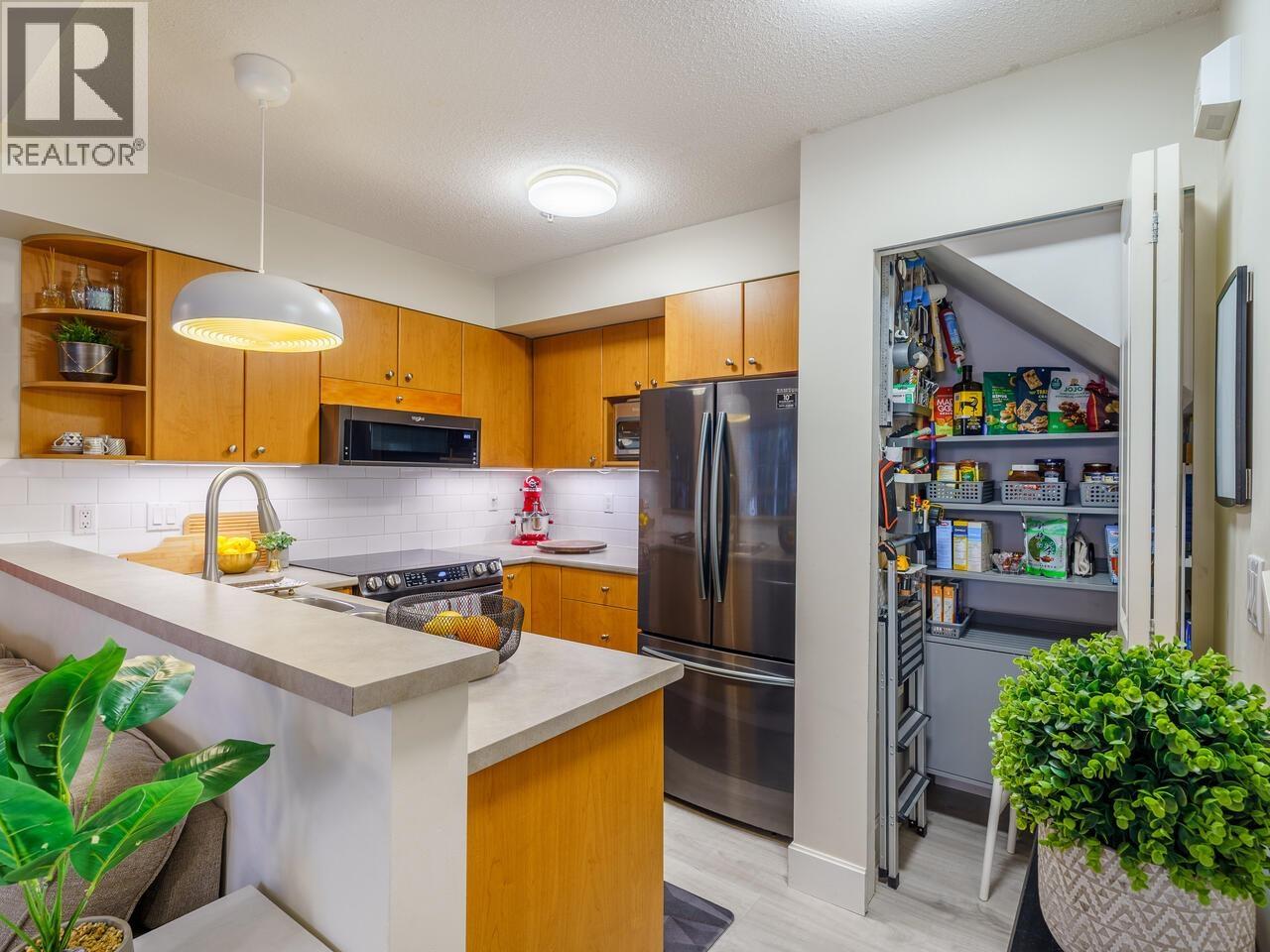 14 7503 18th Street, Burnaby, British Columbia  V3N 5E8 - Photo 9 - R3074820