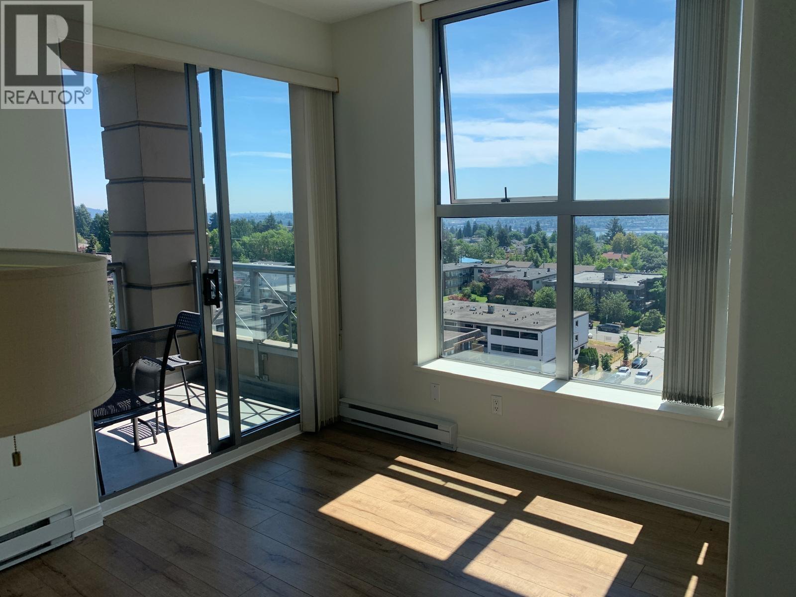 1004 160 E 13th Street, North Vancouver, British Columbia  V7L 2L5 - Photo 3 - R3061768