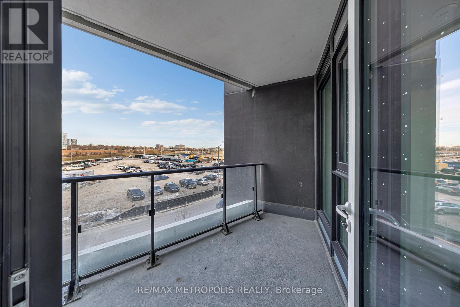 316 - 1 Kyle Lowry Road, Toronto, Ontario  M3C 0S6 - Photo 11 - C12648208