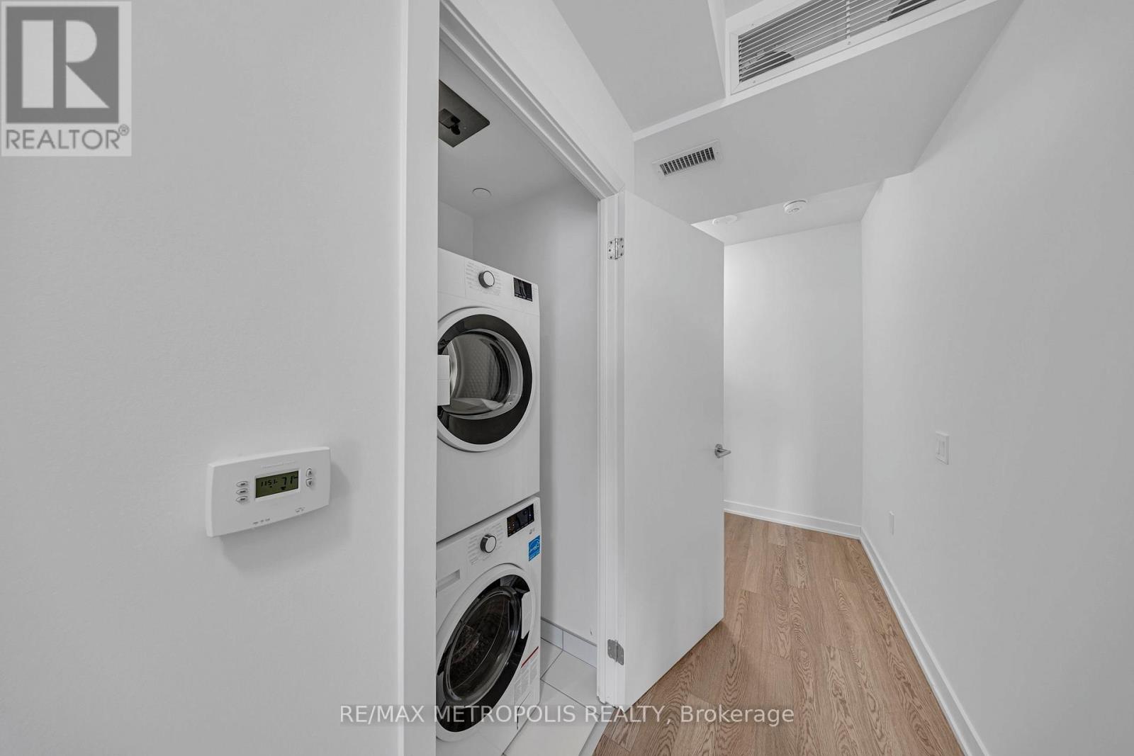 316 - 1 Kyle Lowry Road, Toronto, Ontario  M3C 0S6 - Photo 27 - C12648208