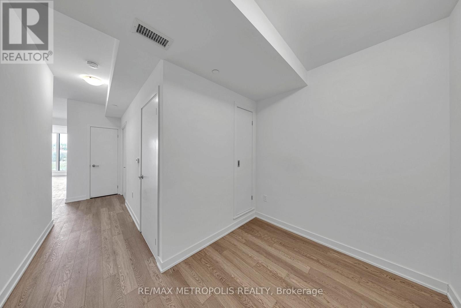 316 - 1 Kyle Lowry Road, Toronto, Ontario  M3C 0S6 - Photo 30 - C12648208