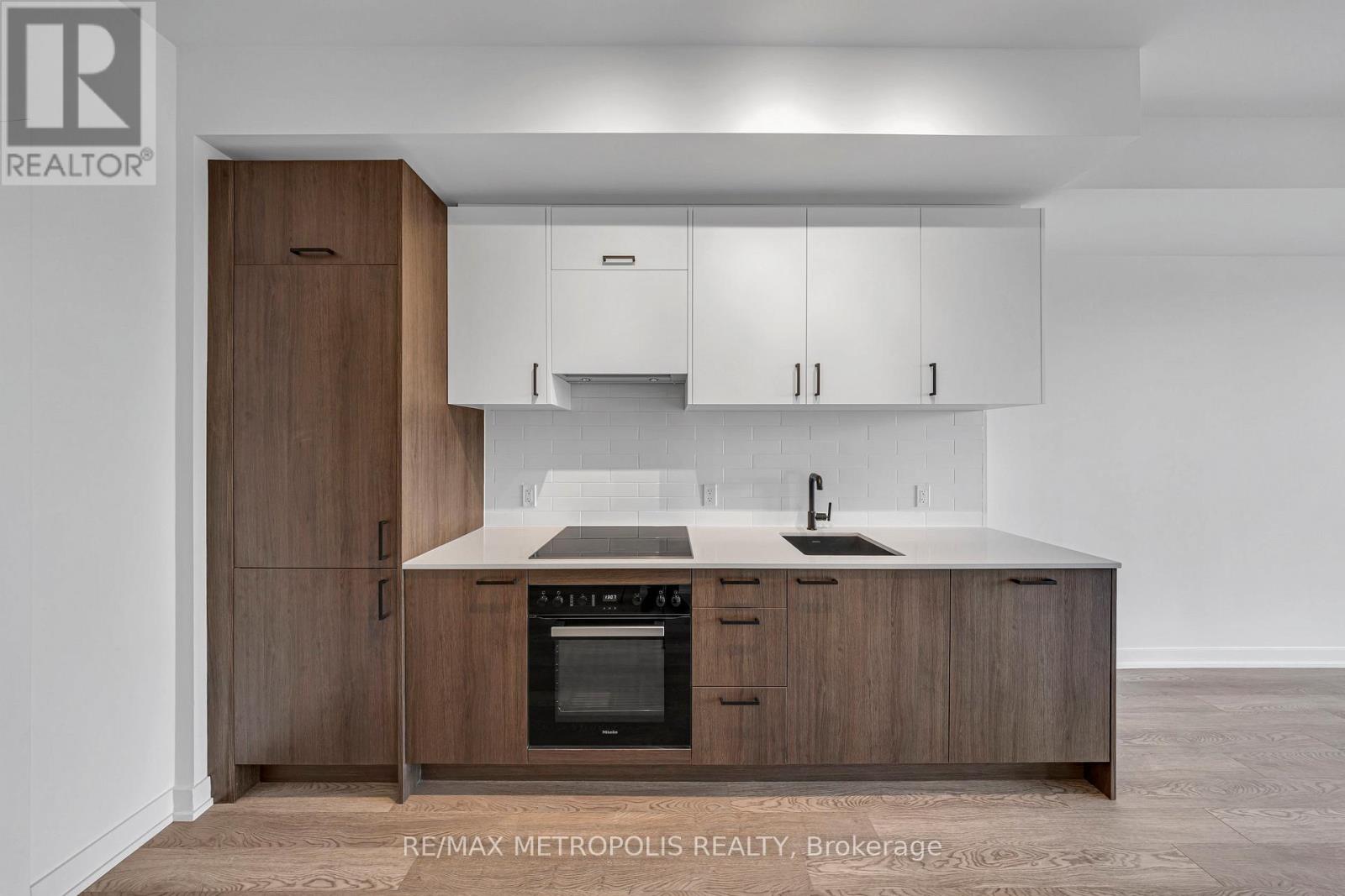 316 - 1 Kyle Lowry Road, Toronto, Ontario  M3C 0S6 - Photo 7 - C12648208