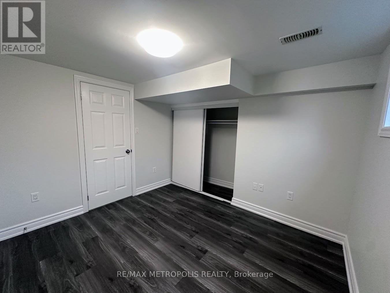 Bsmt - 29 Alanbury Crescent, Toronto, Ontario  M1J 2Y3 - Photo 10 - E12648196