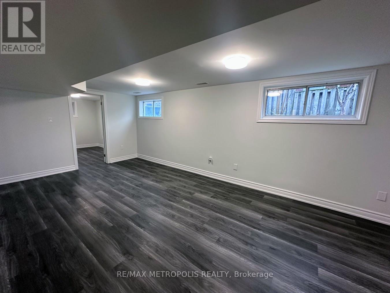 Bsmt - 29 Alanbury Crescent, Toronto, Ontario  M1J 2Y3 - Photo 4 - E12648196