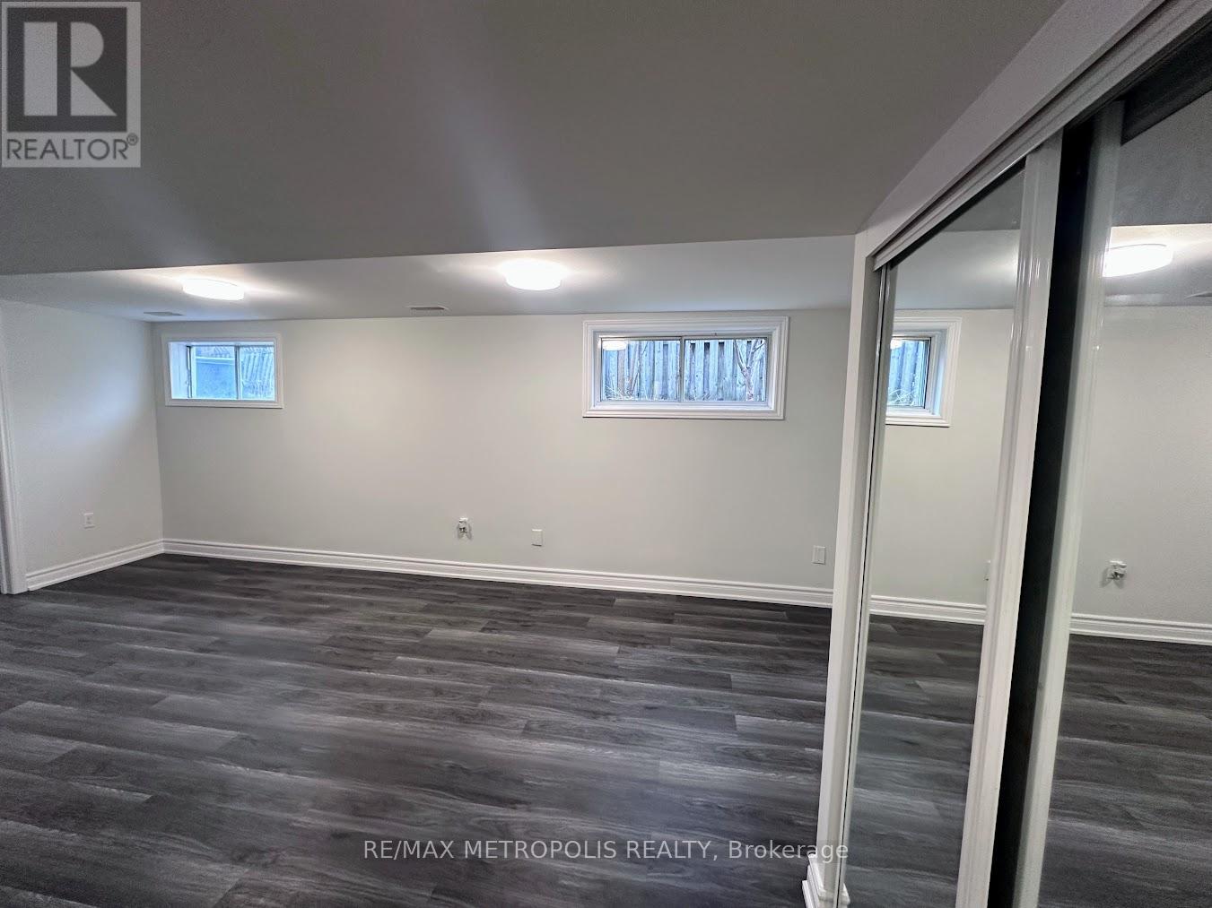 Bsmt - 29 Alanbury Crescent, Toronto, Ontario  M1J 2Y3 - Photo 6 - E12648196