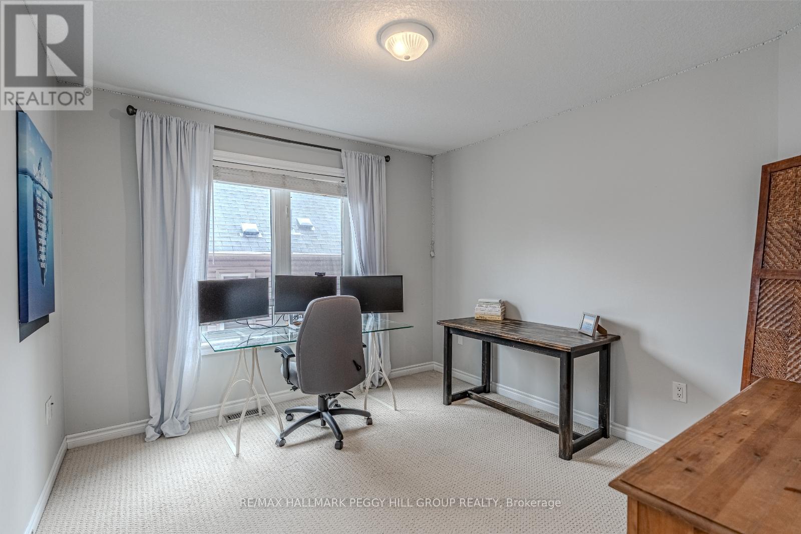 11 Oakmont Avenue, Oro-Medonte, Ontario  L0L 2L0 - Photo 10 - S12648186