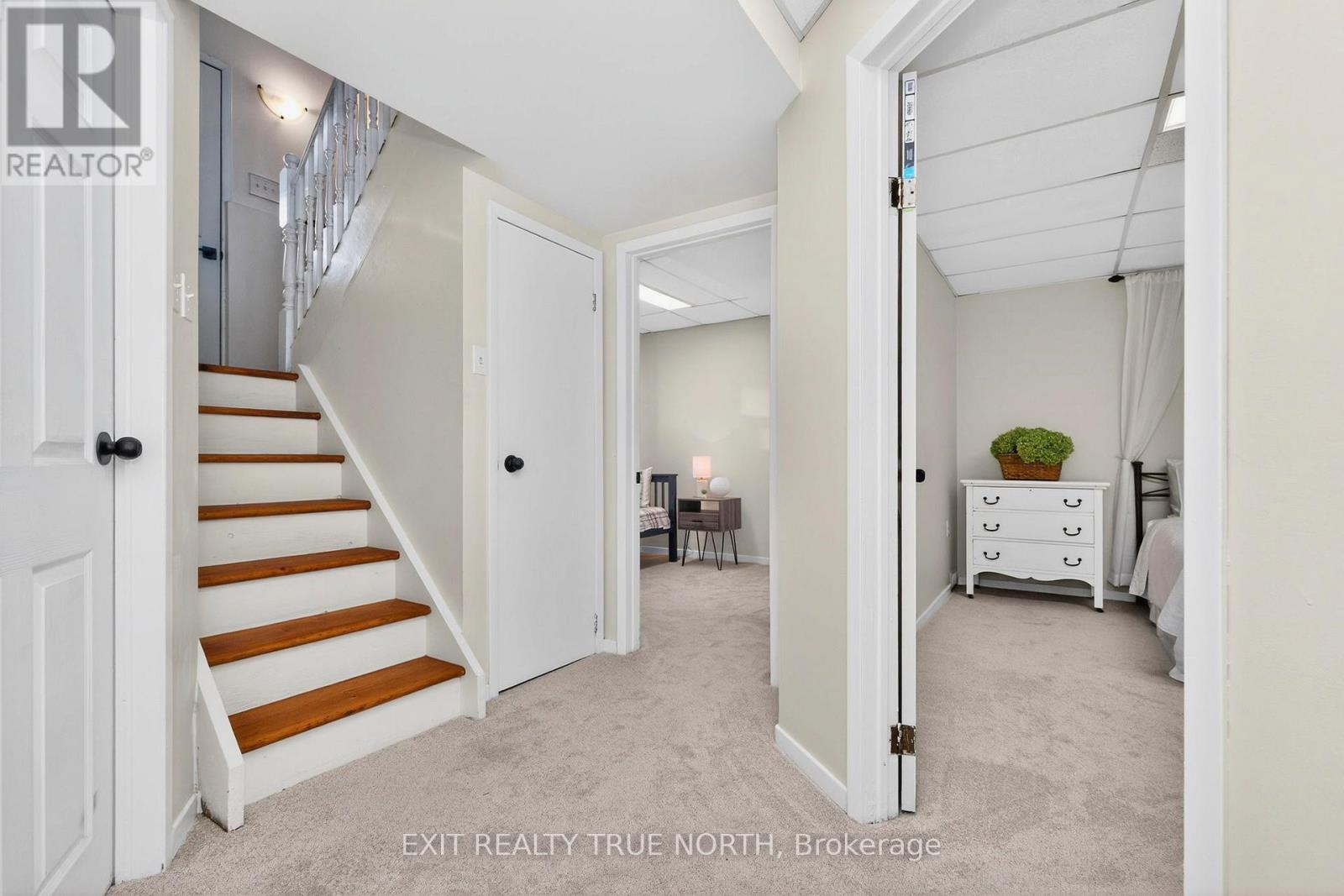 8 Robin Court, Tiny, Ontario  L9M 0B9 - Photo 14 - S12648192