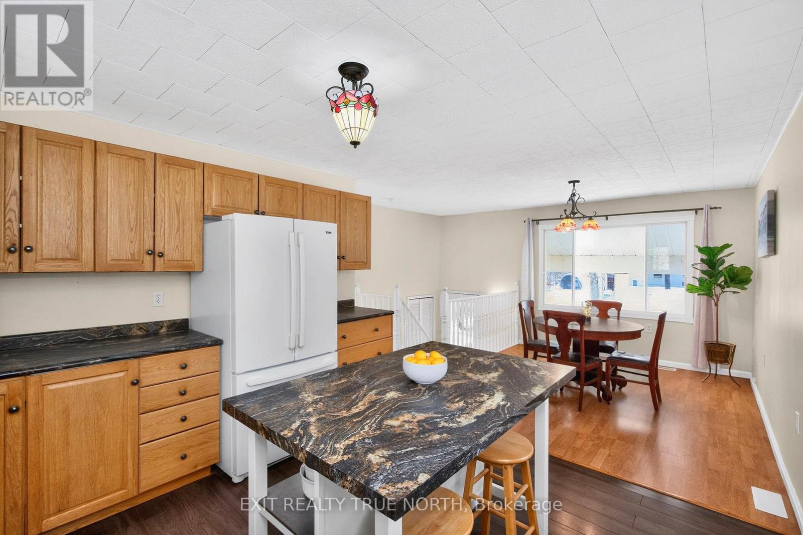 8 Robin Court, Tiny, Ontario  L9M 0B9 - Photo 6 - S12648192