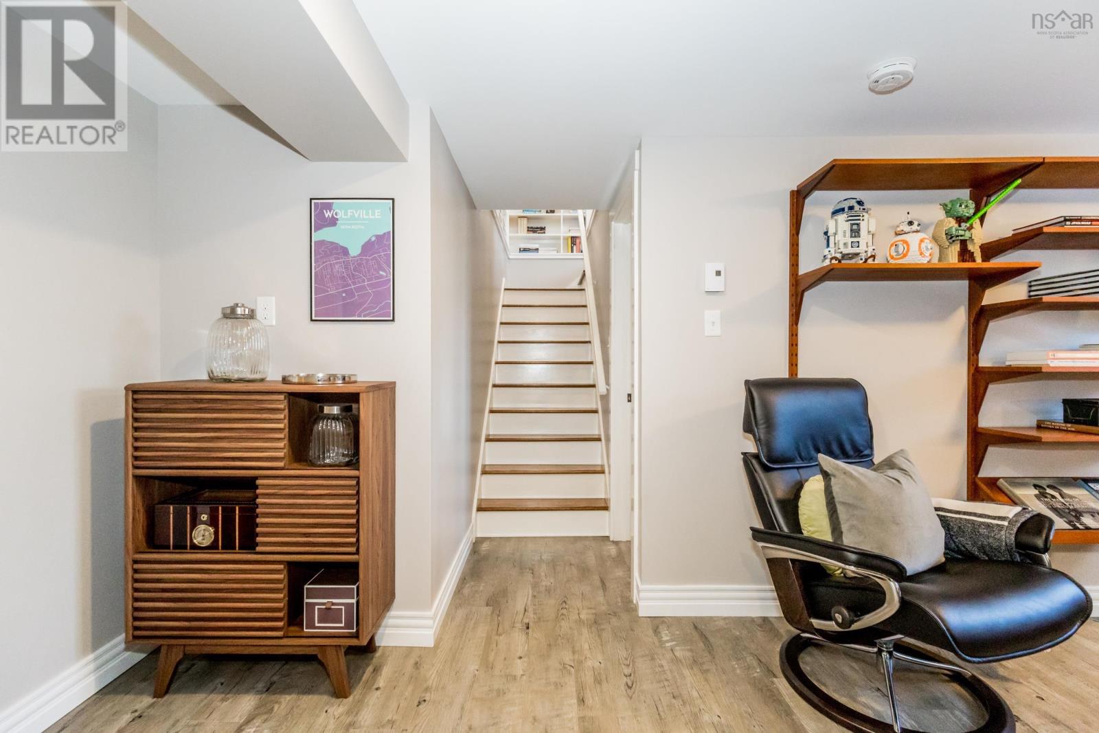 15 Hillcrest Avenue, Wolfville, Nova Scotia  B4P 1T5 - Photo 32 - 202529523