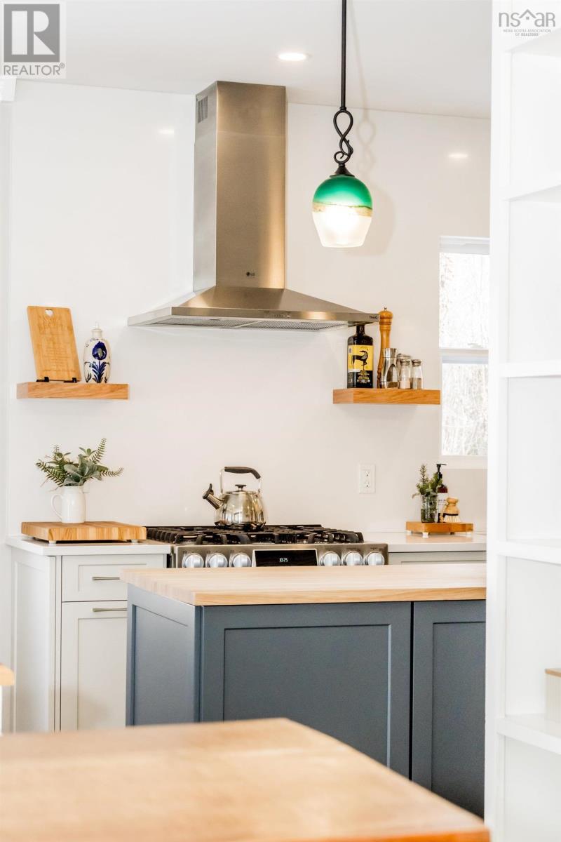 15 Hillcrest Avenue, Wolfville, Nova Scotia  B4P 1T5 - Photo 11 - 202529523