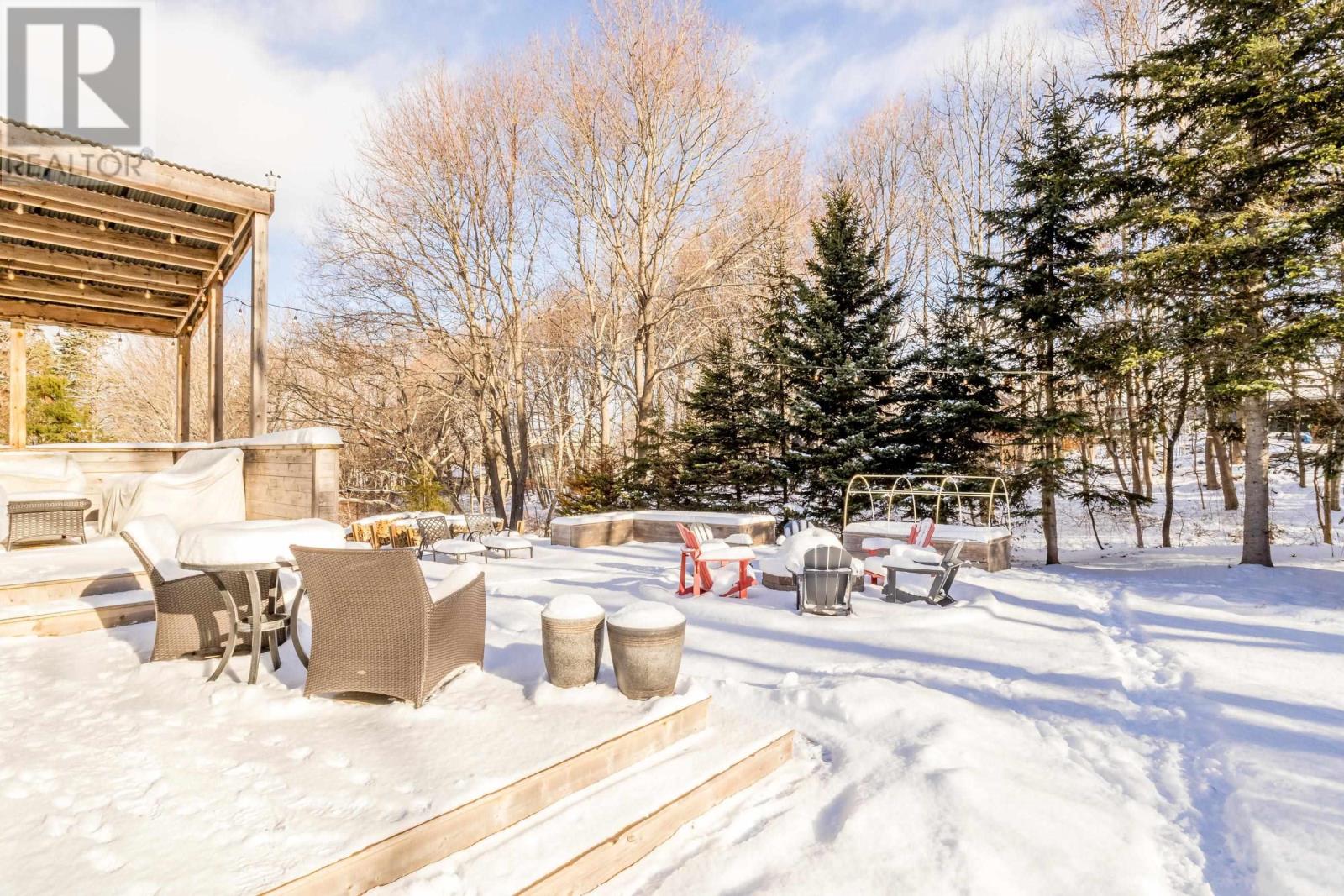 15 Hillcrest Avenue, Wolfville, Nova Scotia  B4P 1T5 - Photo 45 - 202529523