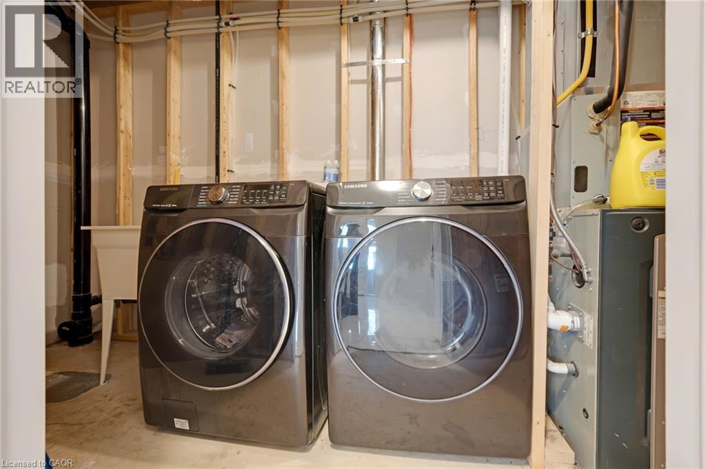 110 Ian Ormston Drive, Kitchener, Ontario  N2P 0K3 - Photo 10 - 40789515