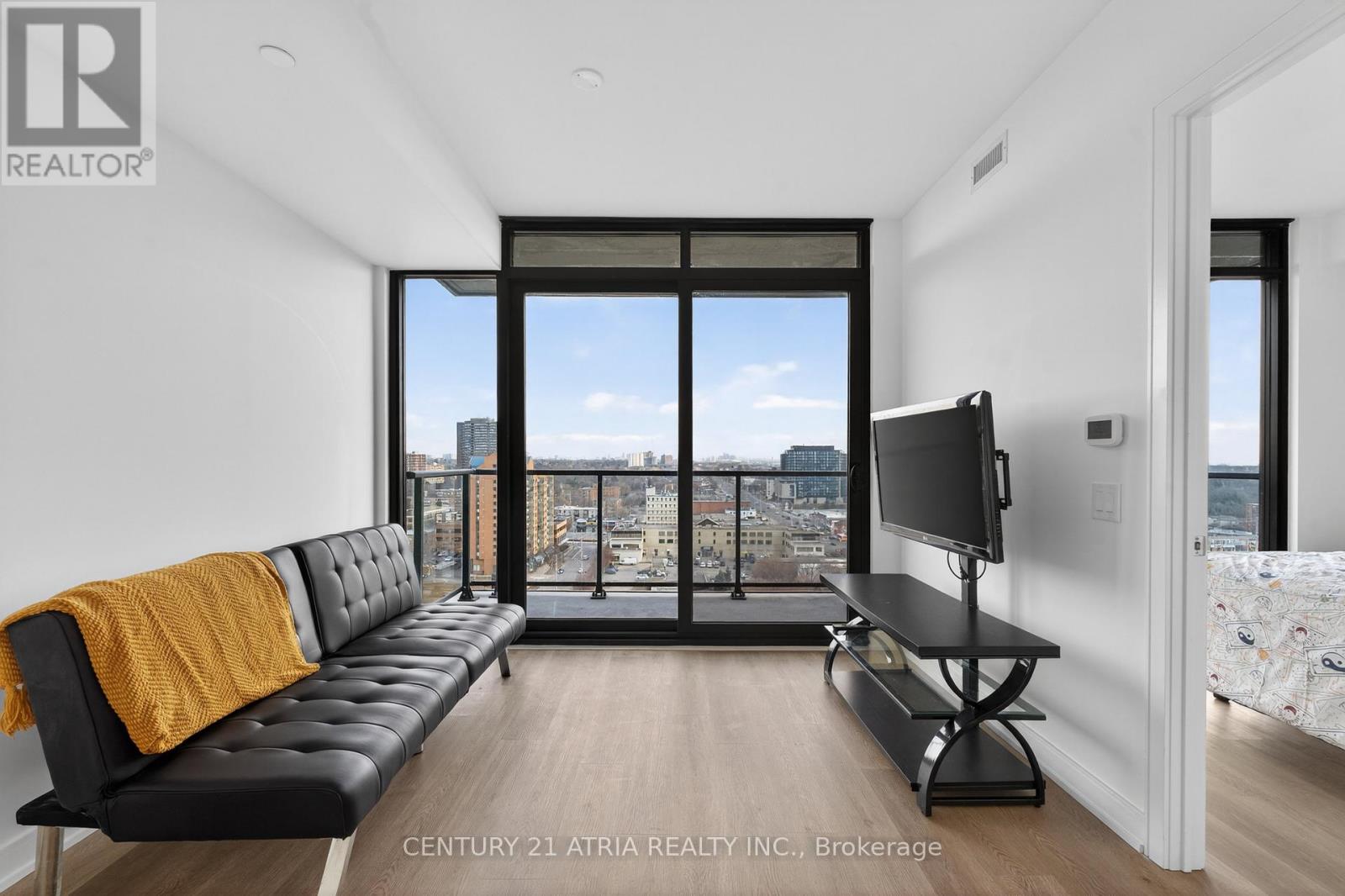 1418 - 3009 Novar Road, Mississauga, Ontario  L5B 0P9 - Photo 8 - W12648216