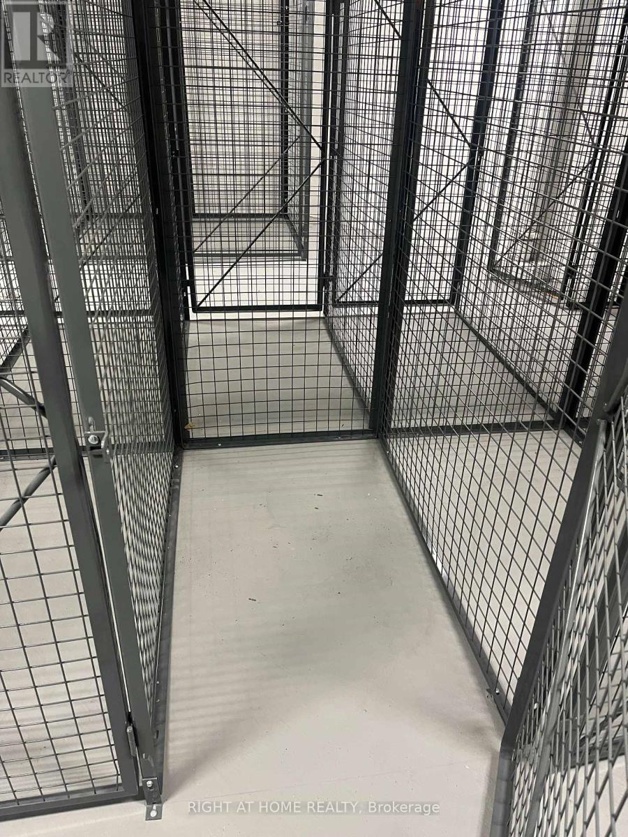 3901 - 395 Square One Drive, Mississauga, Ontario  L5B 0P6 - Photo 26 - W12648224