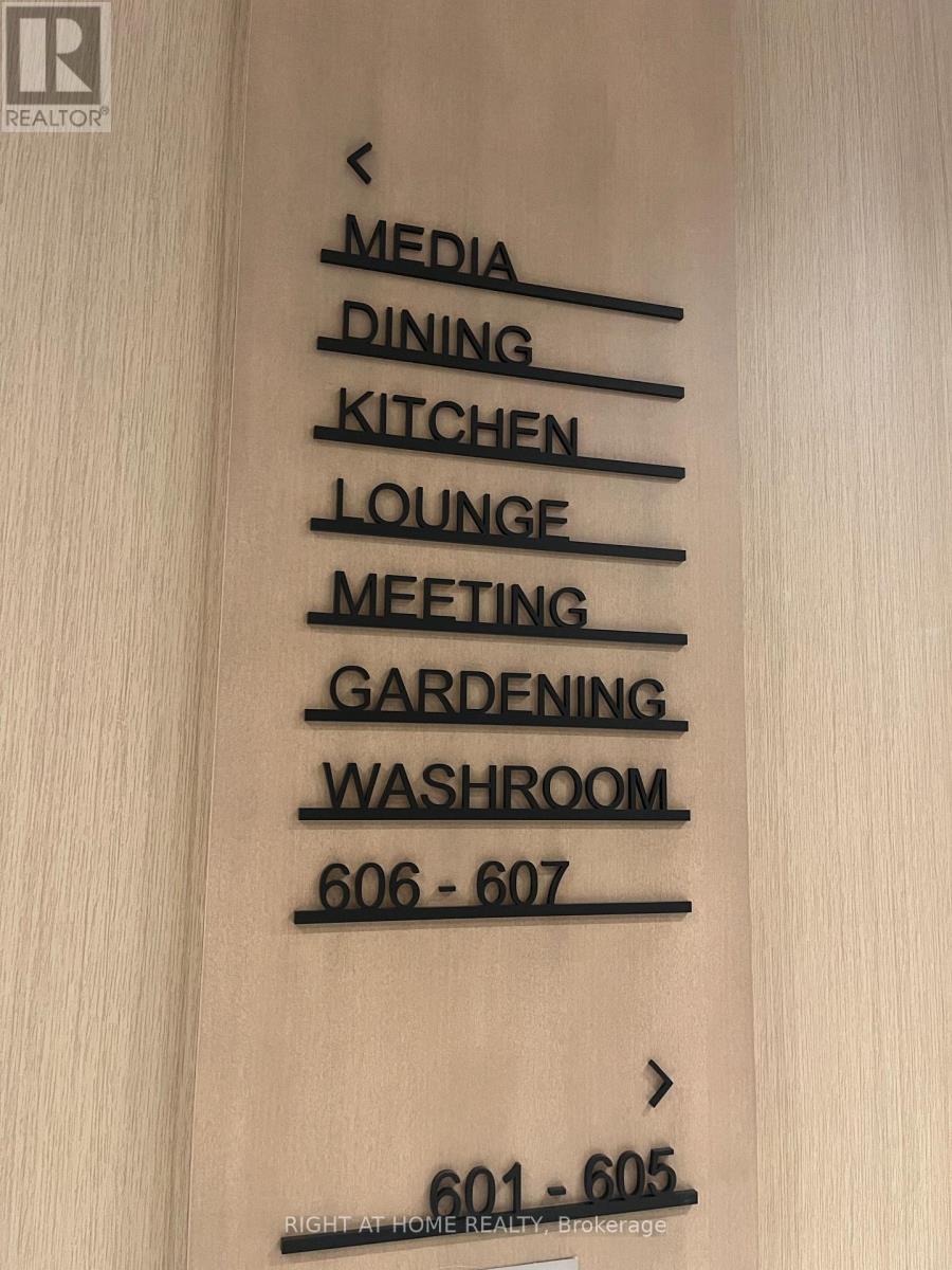 3901 - 395 Square One Drive, Mississauga, Ontario  L5B 0P6 - Photo 27 - W12648224